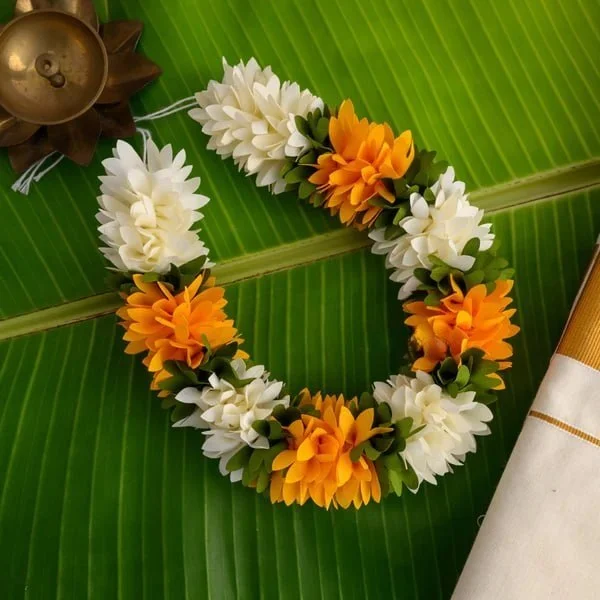 Reusable 16 Inches Pichi Poo Flower String - White With Yellow